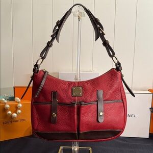 EUC Dooney & Bourke Pebbled Red Leather Lucy Shoulder Bag